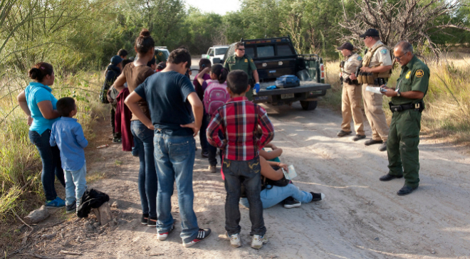 La política contra la inmigración ilegal de Trump reduce drásticamente la llegada de extranjeros por la frontera