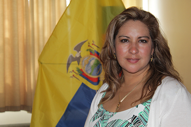 Karina Alomar, tras los pasos de la jueza Carmen Velásquez: «Hace falta representación latina en las cortes del Estado”