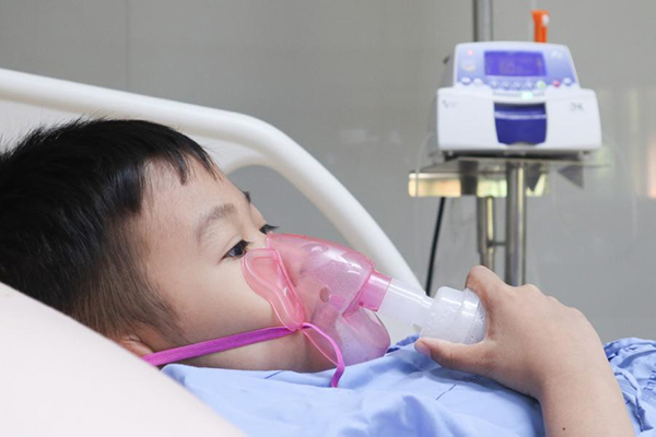 Unos 2,3 millones de niños positivos por COVID-19 desde abril; aumenta 800% hospitalización en Estados Unidos