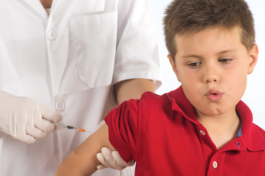 Los niños deben esperar la vacuna: en septiembre comenzaron los estudios con menores de 14 años
