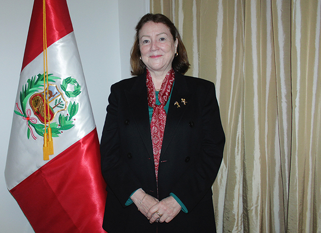 Marita Landaveri, Cónsul General del Perú: “Los peruanos se cuidaron del coronavirus”