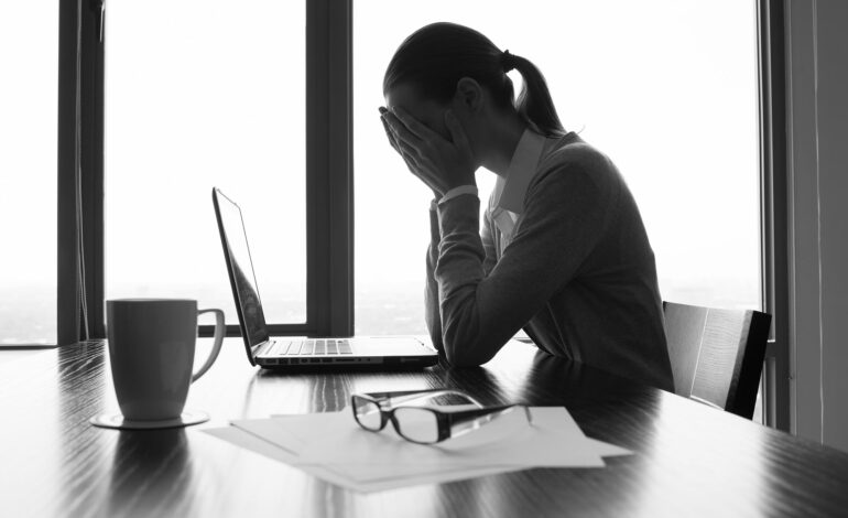 ¿Qué puede hacer el empleado si sufreacoso en el trabajo?