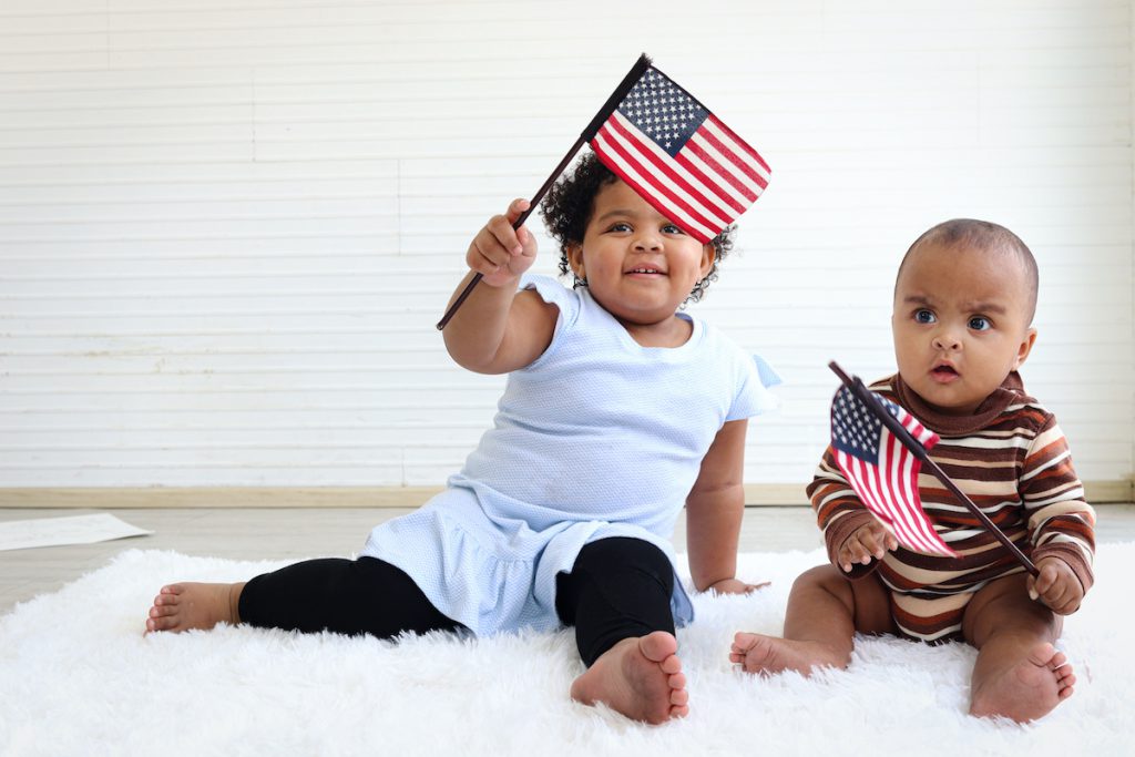 Trump dice que eliminara la ciudadanía por nacimiento a hijos de indocumentados