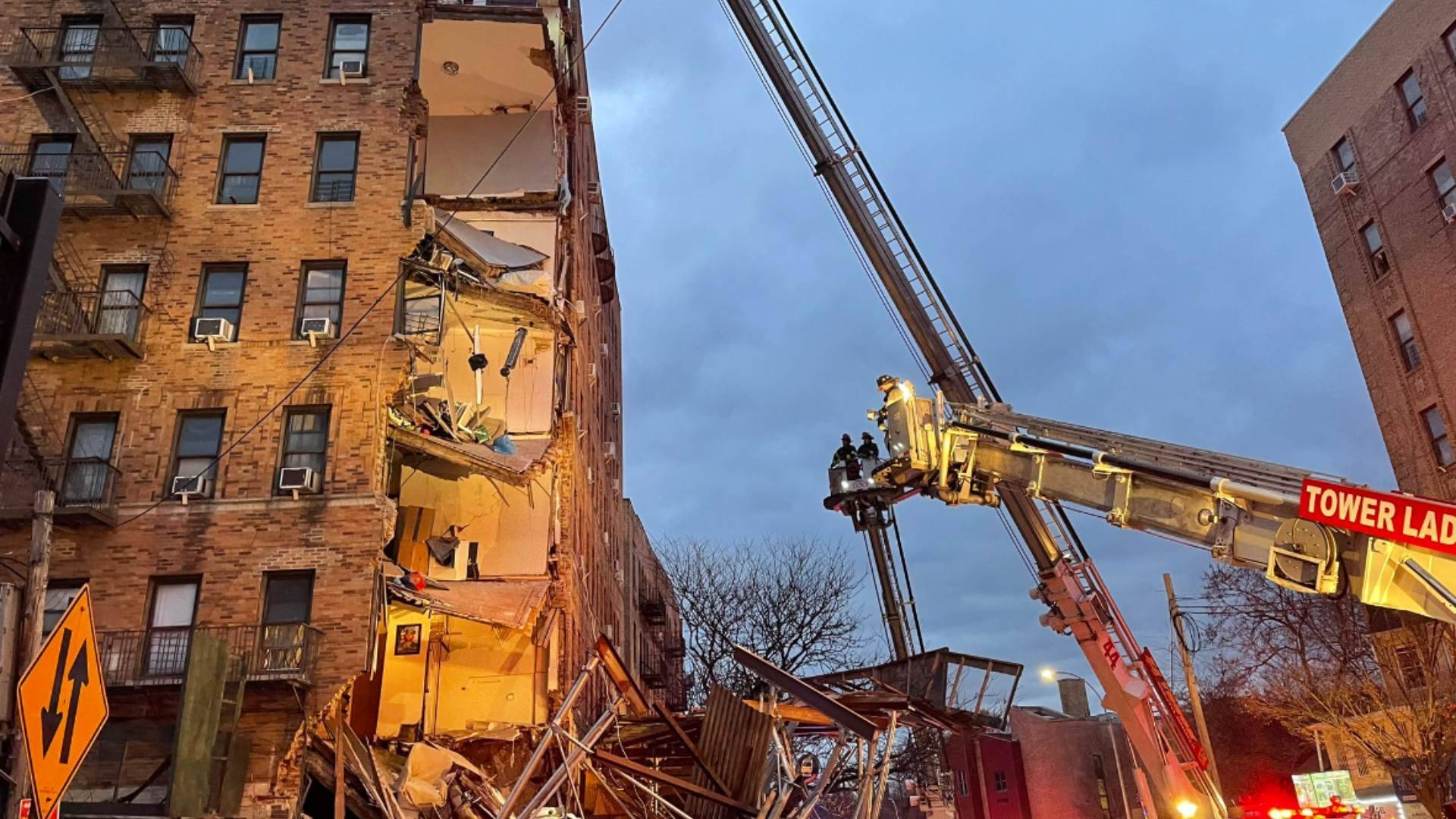 Edificio de El Bronx parcialmente derrumbado tenía violaciones activas