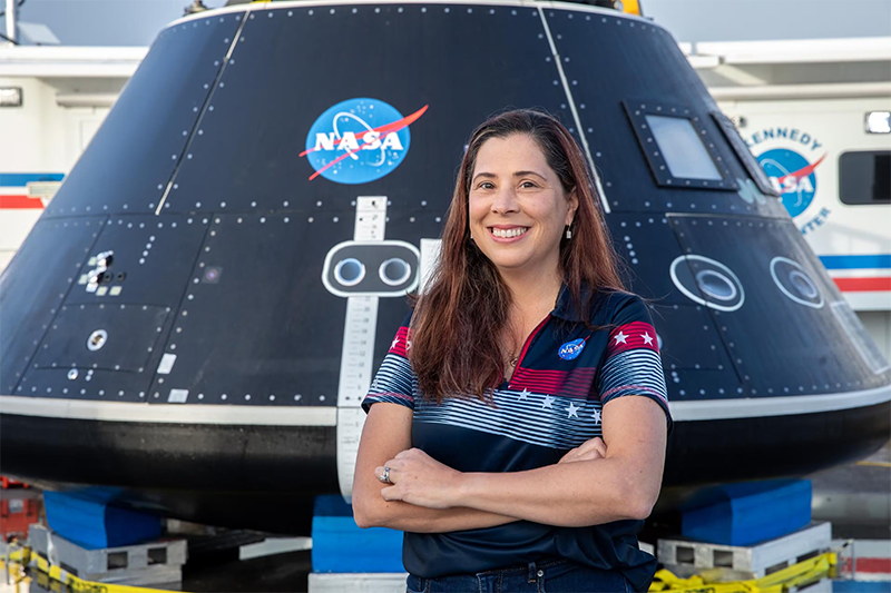 Lili Villarreal, Jefe de aterrizaje y recuperación de Artemis de la Nasa al regresar a la Tierra desde la Luna