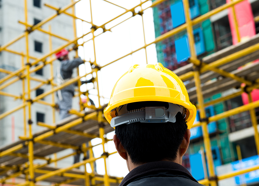 Normas básicas OSHA para trabajar con andamios en la construcción