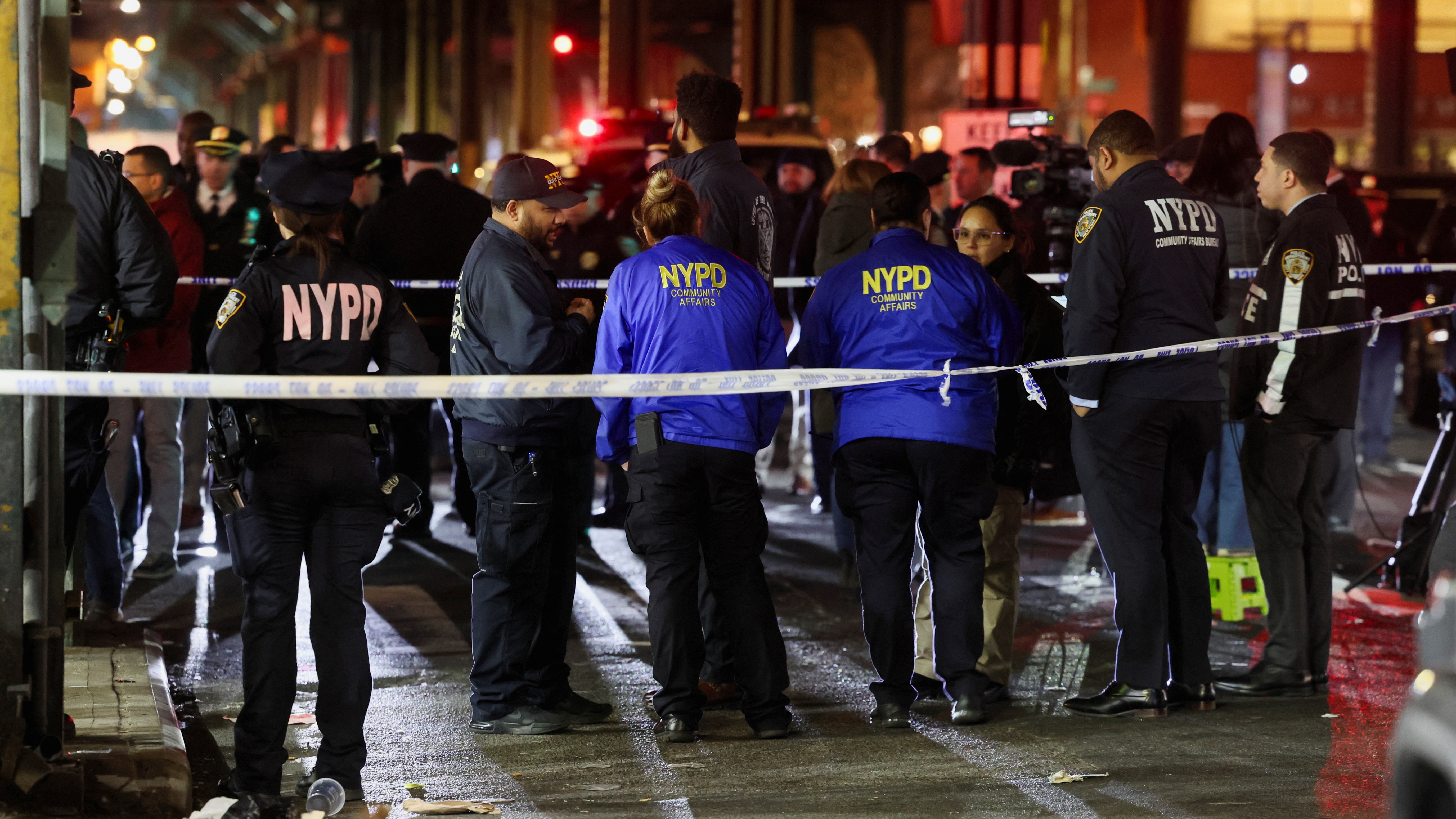 Tiroteo cerca a estación del metro deja dos muertos y un herido en Manhattan