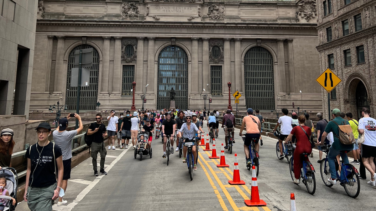 Summer streets comienza este fin de semana con horarios de funcionamiento ampliados por primera vez, programación récord para que los Neoyorquinos disfruten