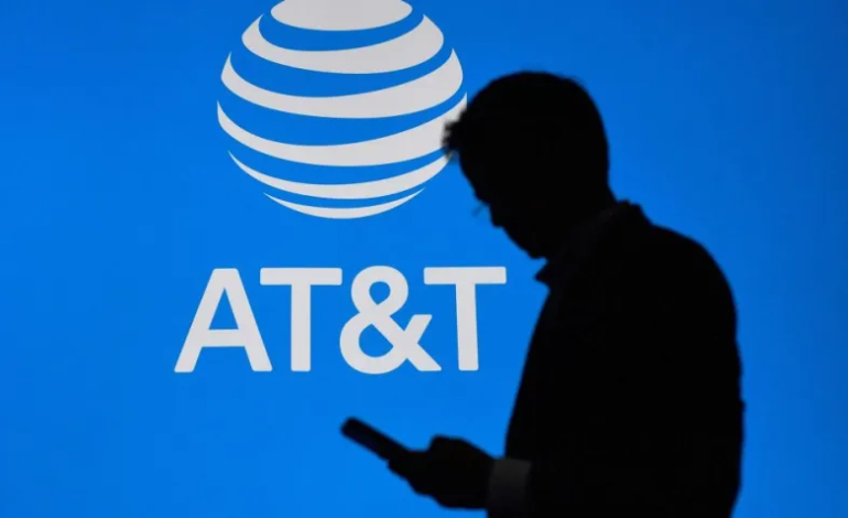 ¿Eres usuario de AT&T? Hackers roban registros de llamadas y mensajes de texto de todos los clientes