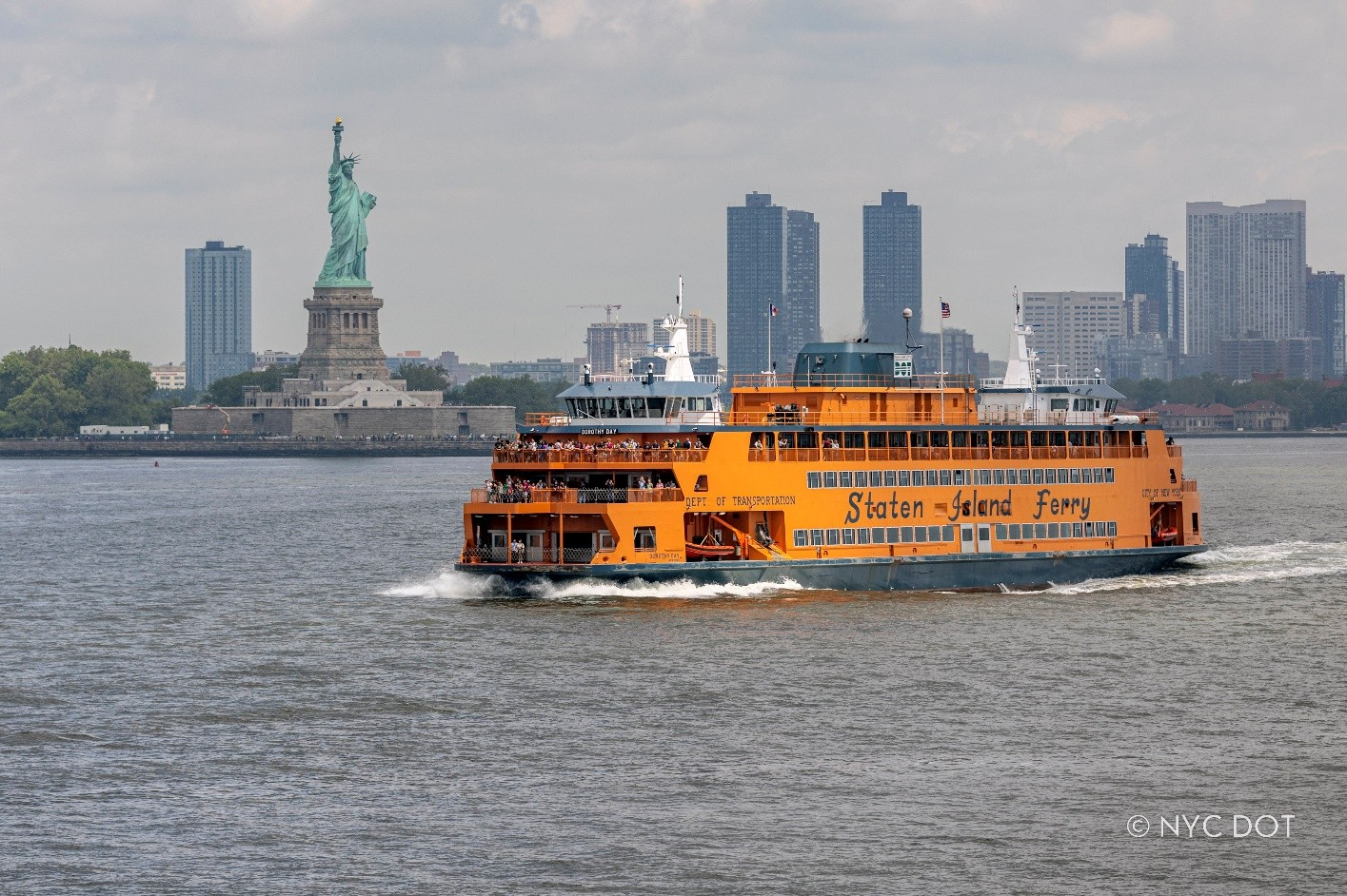 NYC DOT y NYCEDC anuncian que concesiones regresan al ferry de Staten Island en dos meses