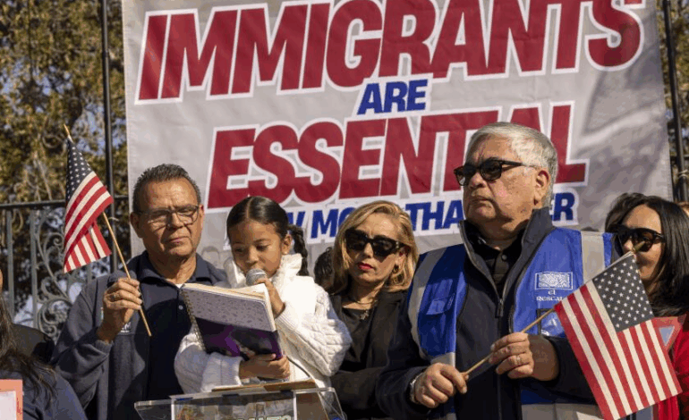 Pese a las protestas, Trump ordena al ICE ampliar deportaciones en ciudades con gobierno demócrata