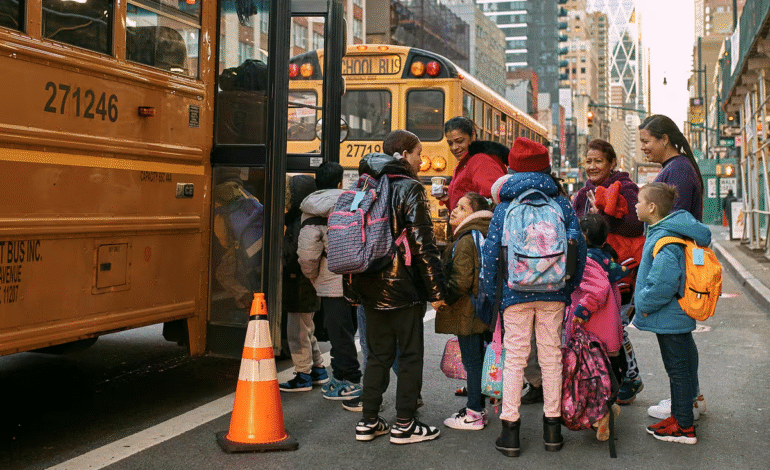 Temor en familias inmigrantes por presencia de ICE en las escuelas